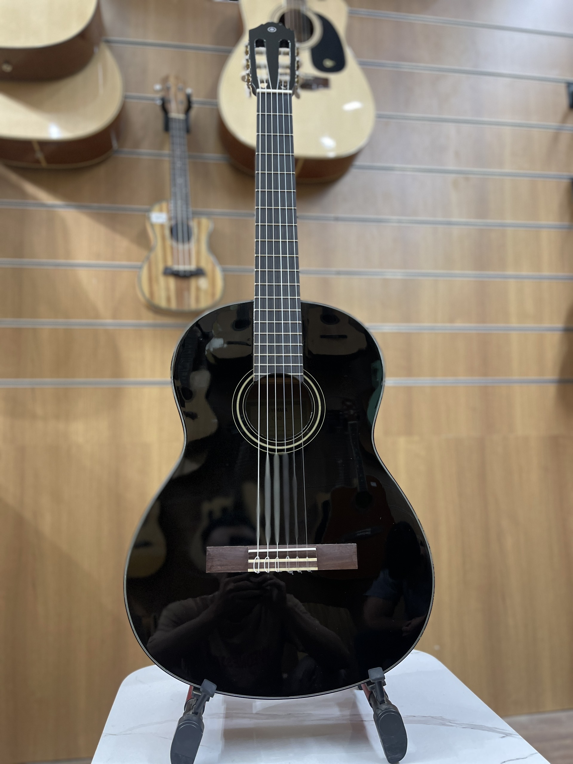 Đàn Guitar Classic Yamaha C40BL màu đen Đàn Guitar Classic Yamaha C40BL màu đen