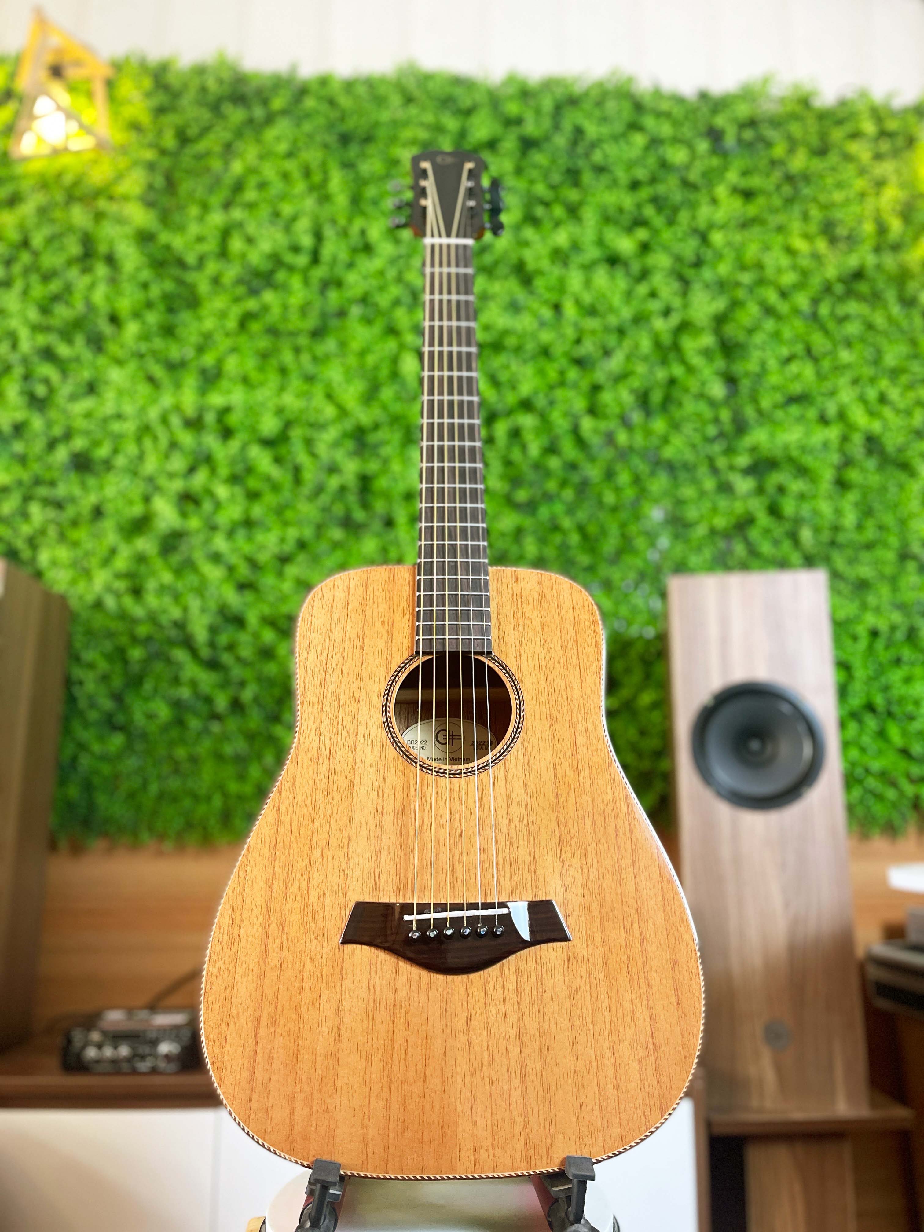 Đàn Guitar Acoustic Baby (BB2022) Đàn Guitar Acoustic Baby (BB2022)