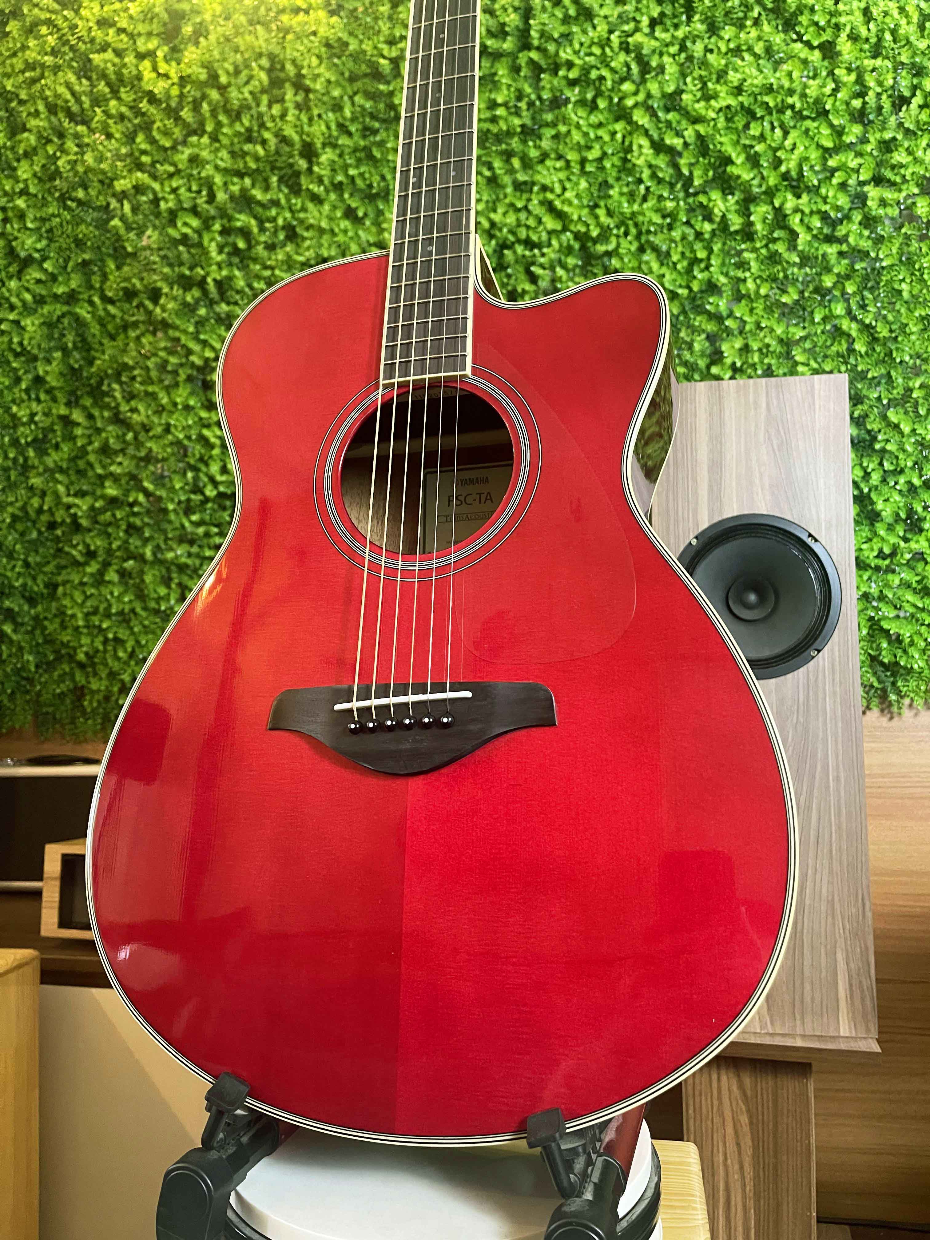 Đàn Guitar Yamaha FSC-TA TransAcoustic Ruby Red (Hàng Chính Hãng)